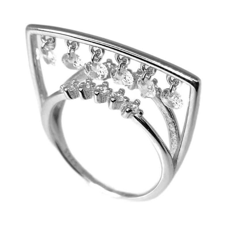 Rivansh continuous fluid loop Mobius ring in mirror-polished 925 sterling silver perspective view