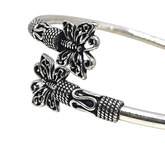 Delicate Butterfly Bangle for Modern Muses - Rivansh