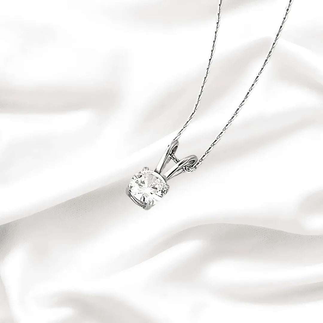 Solitaire Sterling Silver Pendant for Girls/Women With chain – Rivansh