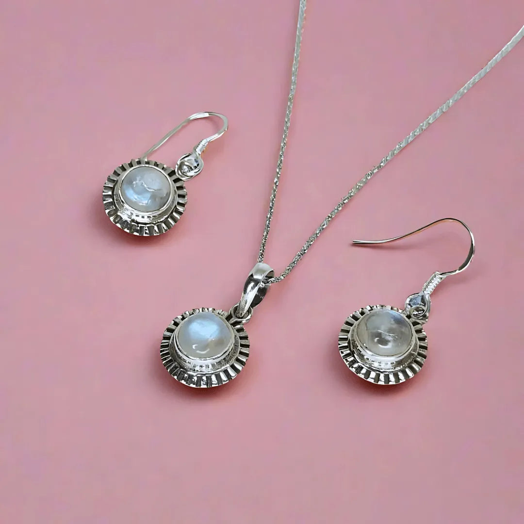 White Stone Sunflower Sterling Silver Pendant Set with Chain for Women
