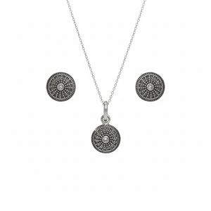 Oxidized Sterling Silver Wheel Pendent Set With Chain For Women