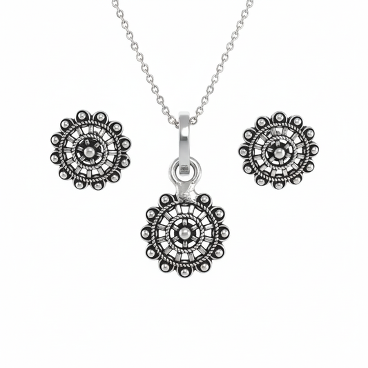 Oxidized Sterling Silver Pendent Set With Chain For Women (92.5 Sterling Silver)