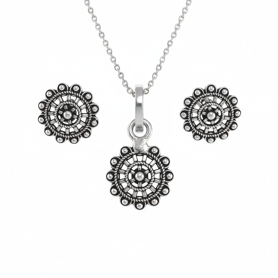 Oxidized Sterling Silver Pendent Set With Chain For Women (92.5 Sterling Silver)