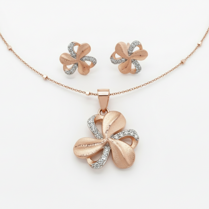 Pretty Pearl Sterling Silver Pendant Set with Chain for Women