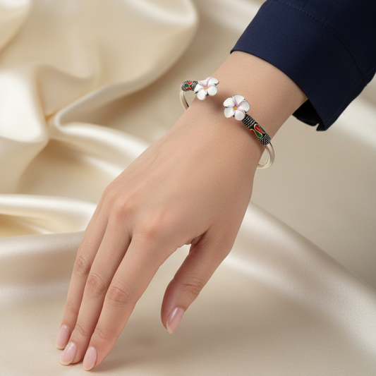 White Flowers Silver Bracelet