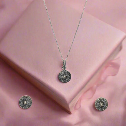 Oxidized Sterling Silver Wheel Pendent Set With Chain For Women - Rivansh